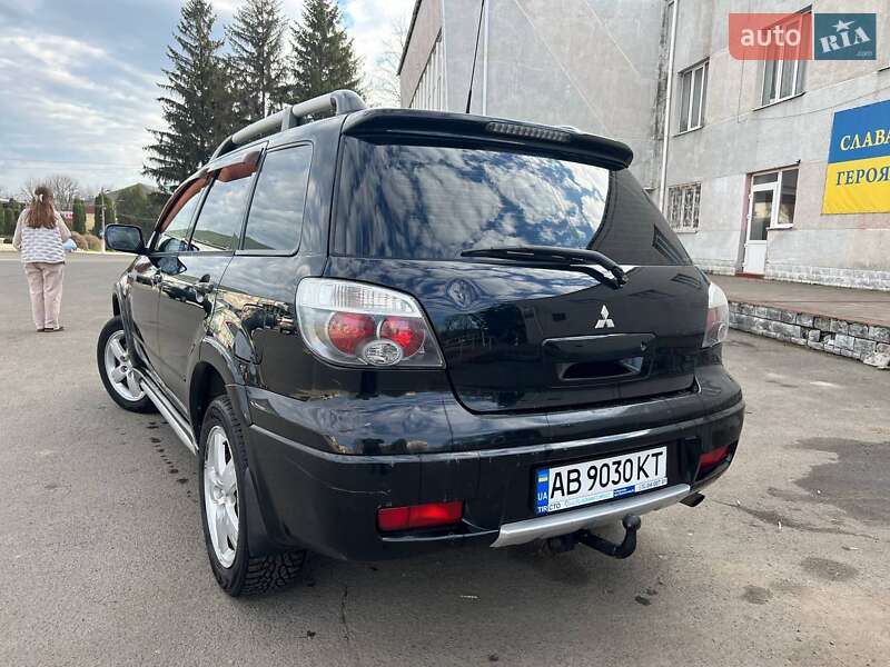 Позашляховик / Кросовер Mitsubishi Outlander 2006 в Бершаді