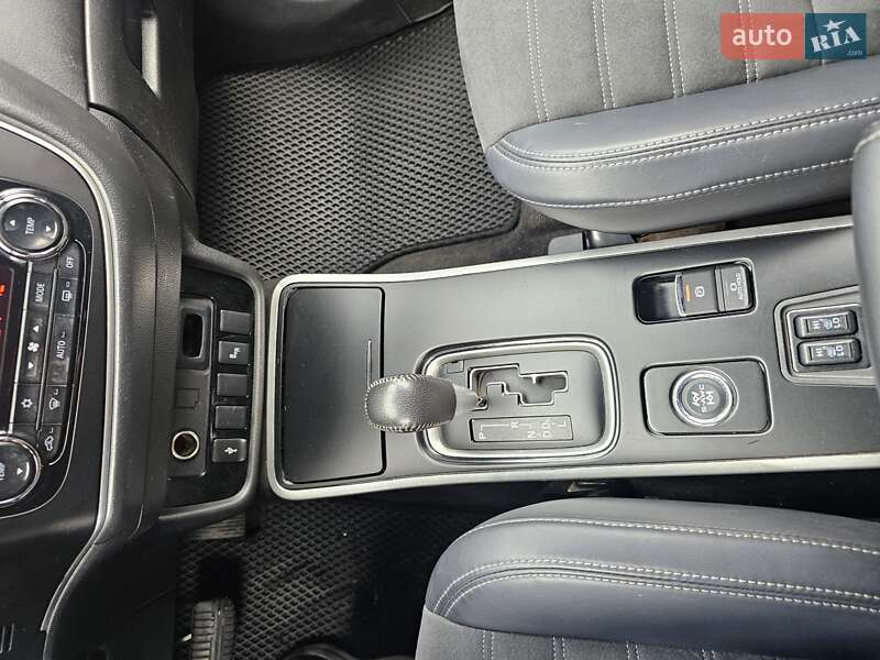 Внедорожник / Кроссовер Mitsubishi Outlander 2018 в Харькове