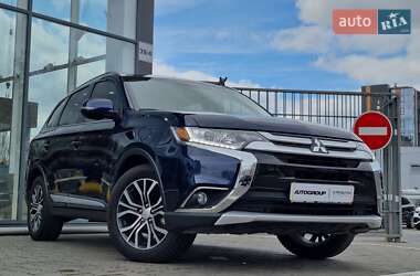 Позашляховик / Кросовер Mitsubishi Outlander 2018 в Одесі