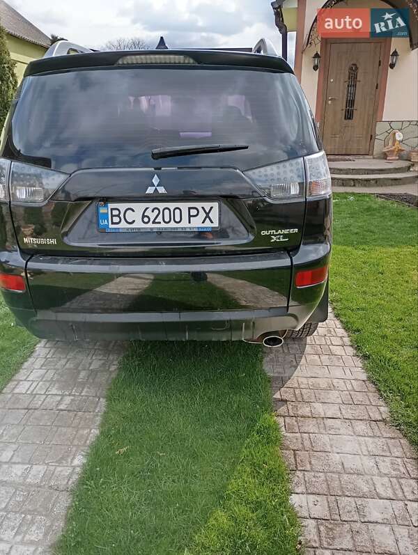 Внедорожник / Кроссовер Mitsubishi Outlander 2008 в Винниках