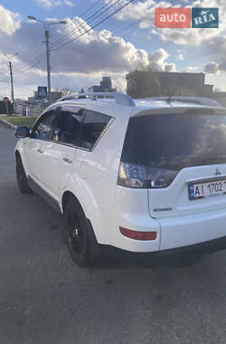 Позашляховик / Кросовер Mitsubishi Outlander 2008 в 