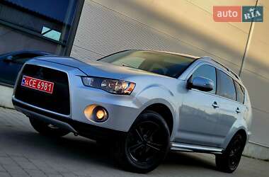 Позашляховик / Кросовер Mitsubishi Outlander 2011 в 