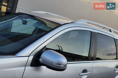 Позашляховик / Кросовер Mitsubishi Outlander 2011 в 
