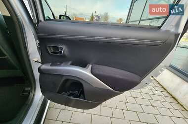 Позашляховик / Кросовер Mitsubishi Outlander 2011 в 