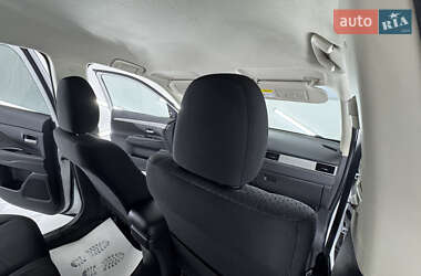 Позашляховик / Кросовер Mitsubishi Outlander 2014 в 