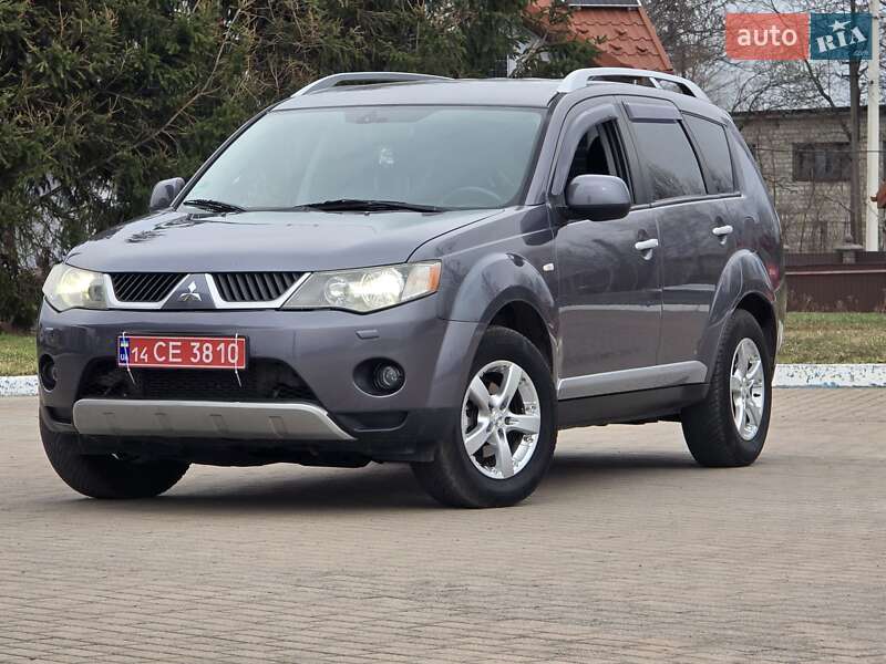 Позашляховик / Кросовер Mitsubishi Outlander 2009 в Стрию