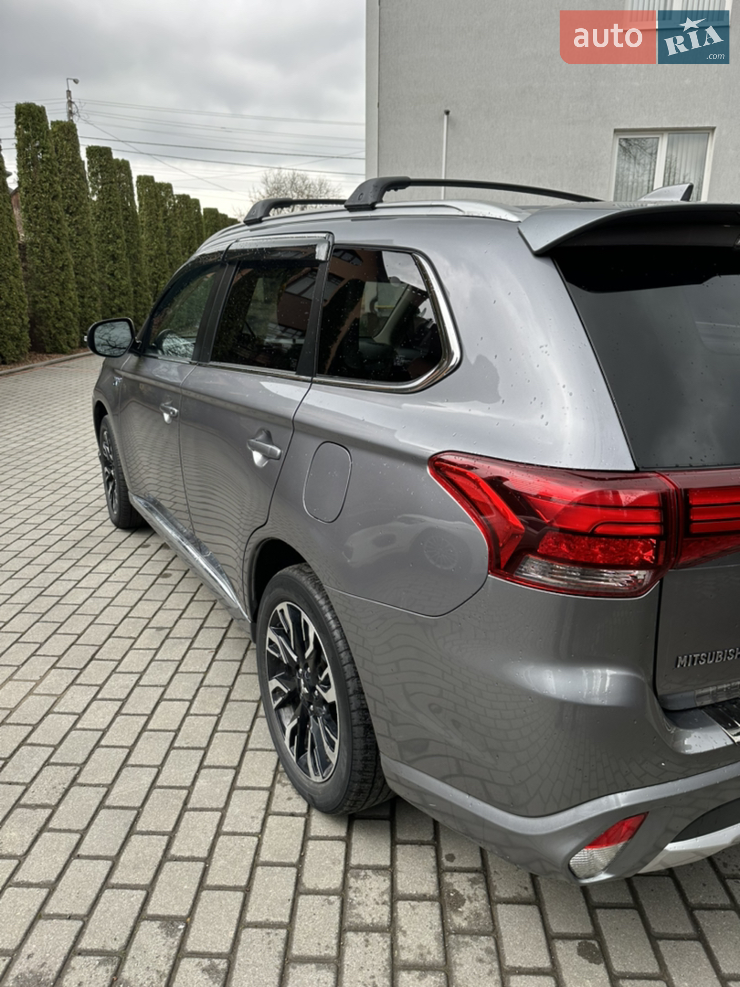 2018 Mitsubishi Outlander - мініатюра 12