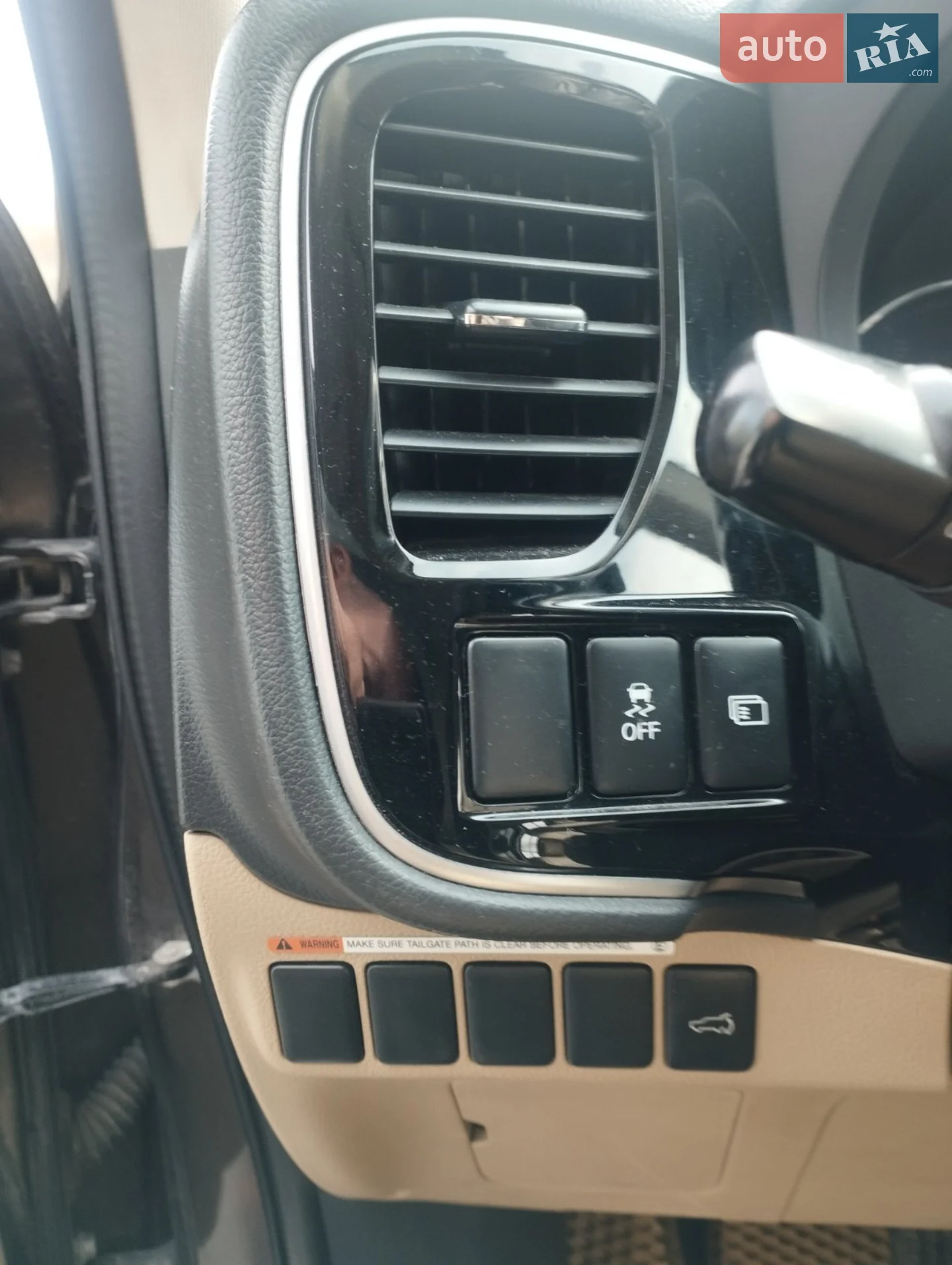 2018 Mitsubishi Outlander - мініатюра 33