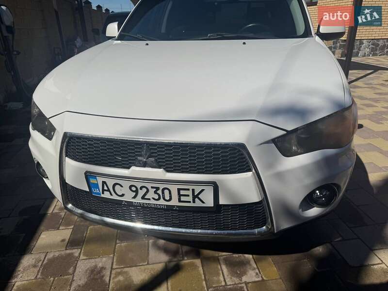 Mitsubishi Outlander 2010
