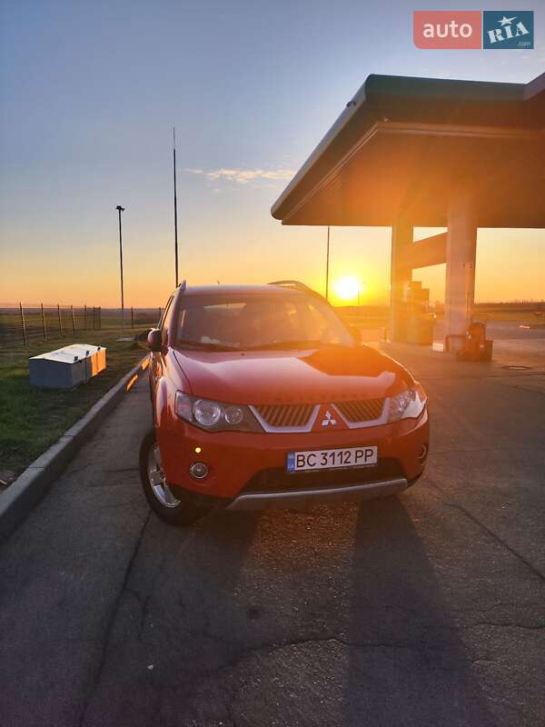 Mitsubishi Outlander 2008