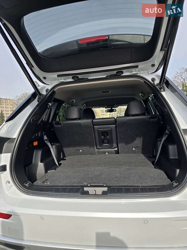 Позашляховик / Кросовер Mitsubishi Outlander 2023 в Харкові