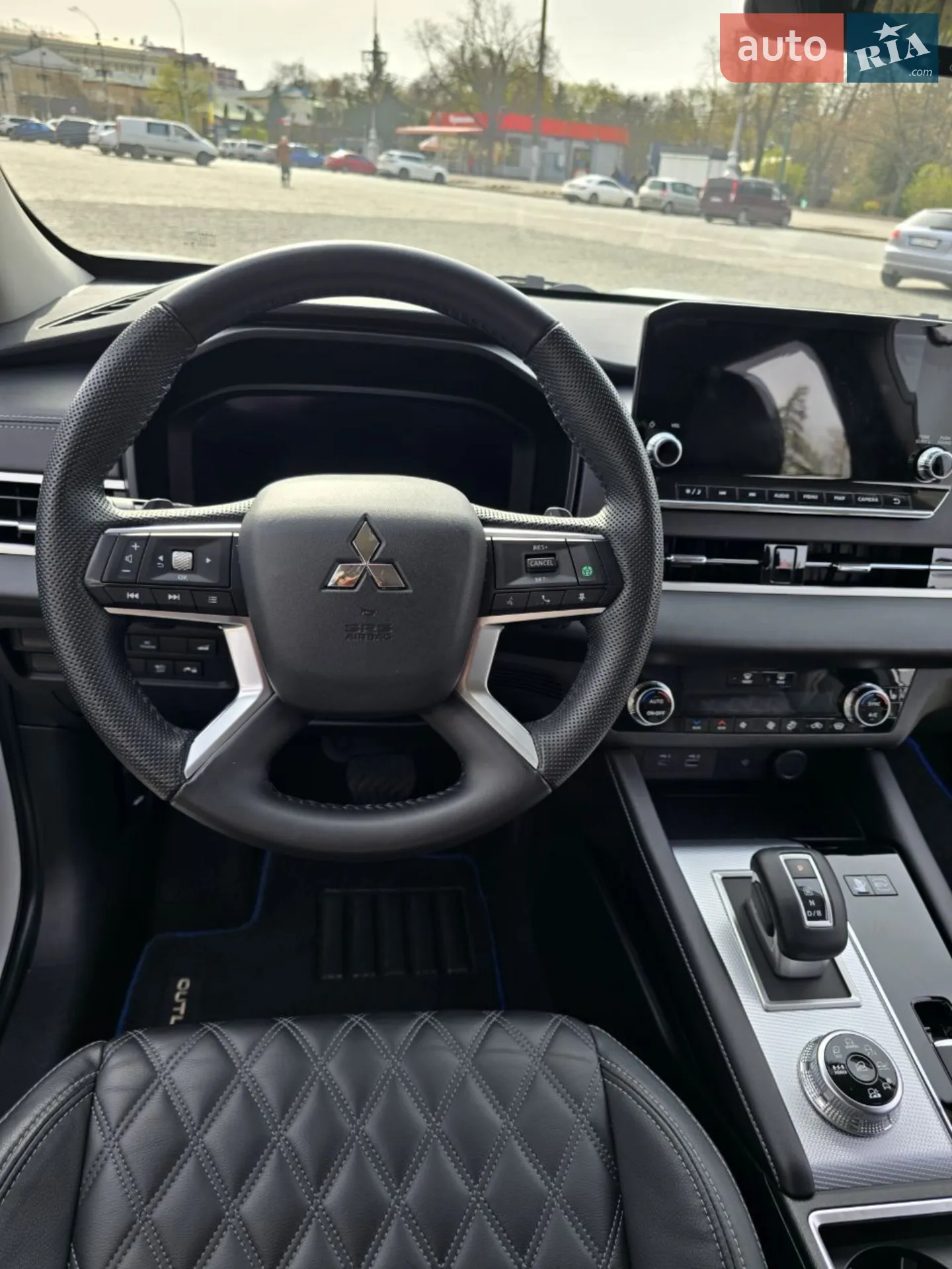 2023 Mitsubishi Outlander - мініатюра 32