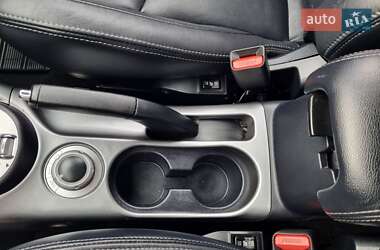 Внедорожник / Кроссовер Mitsubishi Outlander 2010 в 