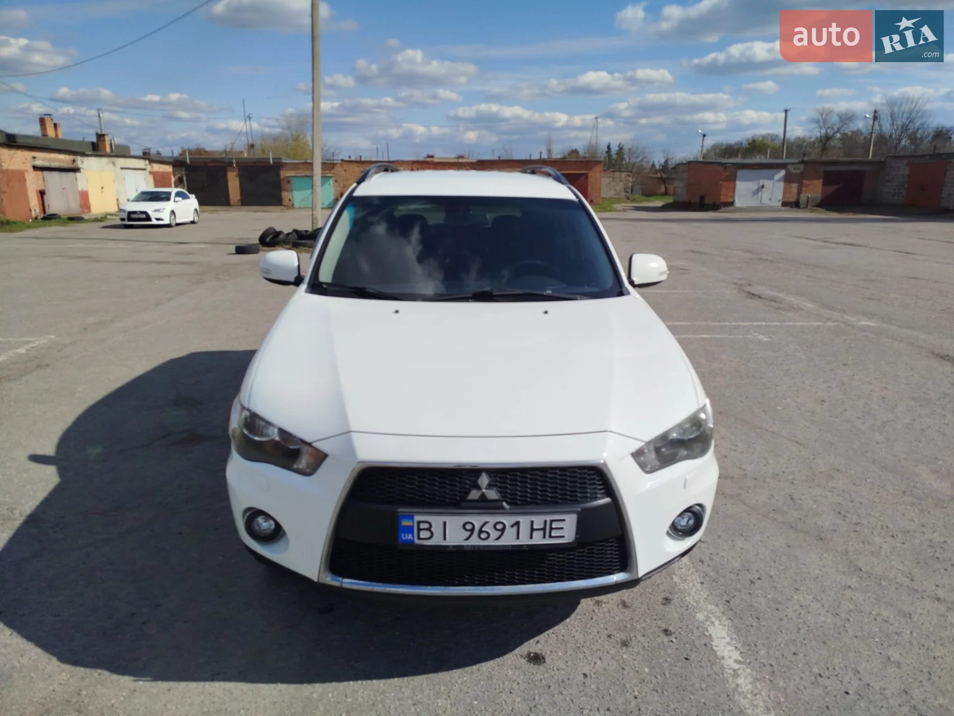 2010 Mitsubishi Outlander - мініатюра 15