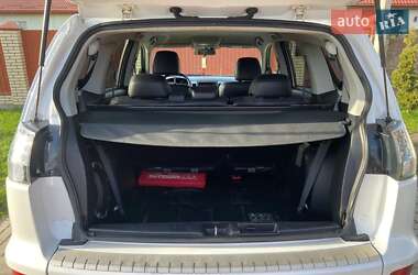 Позашляховик / Кросовер Mitsubishi Outlander 2009 в 