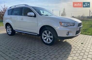 Позашляховик / Кросовер Mitsubishi Outlander 2009 в 