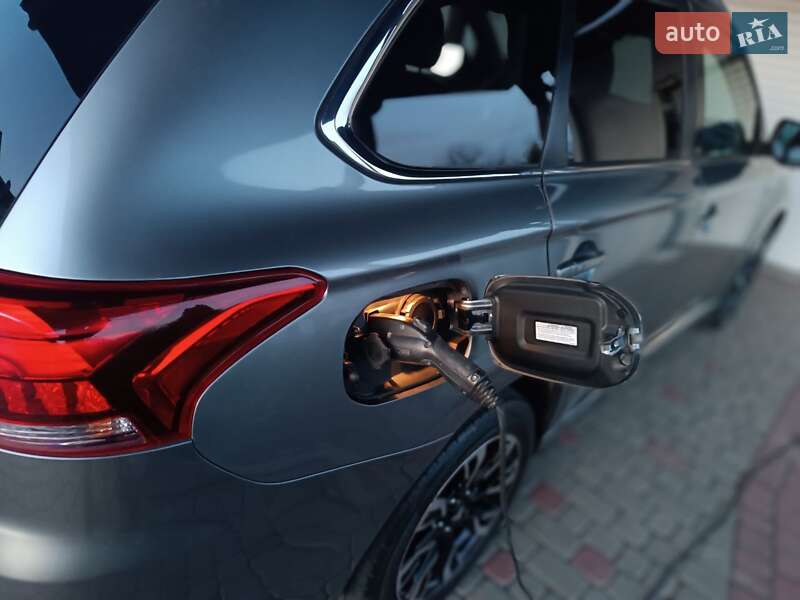 Mitsubishi Outlander 2018