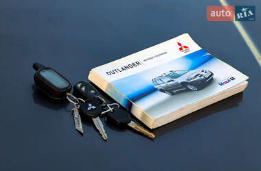 Позашляховик / Кросовер Mitsubishi Outlander 2007 в 
