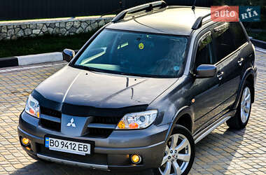 Позашляховик / Кросовер Mitsubishi Outlander 2007 в 