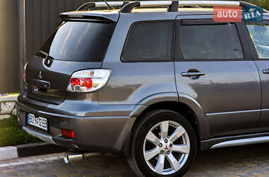 Позашляховик / Кросовер Mitsubishi Outlander 2007 в 