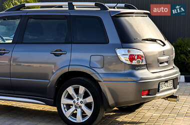 Позашляховик / Кросовер Mitsubishi Outlander 2007 в 