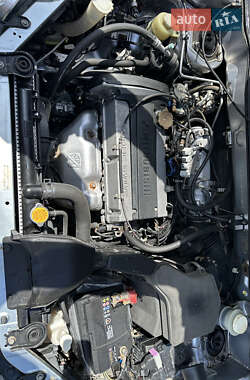 Внедорожник / Кроссовер Mitsubishi Outlander 2008 в 