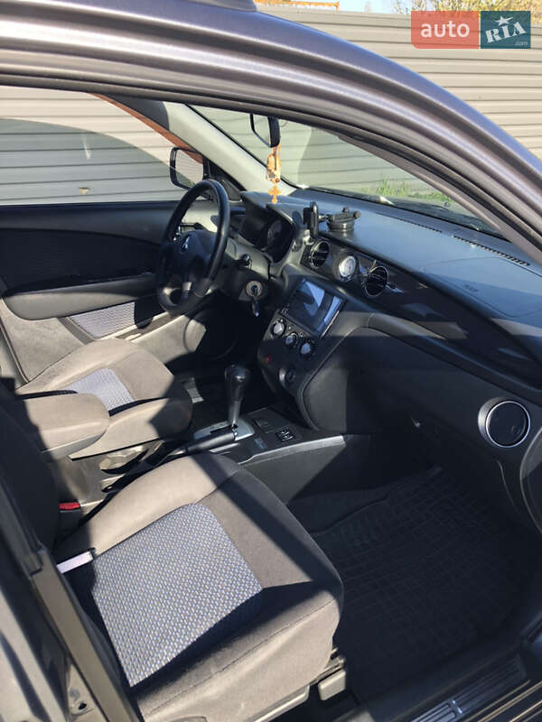 Позашляховик / Кросовер Mitsubishi Outlander 2006 в Ірпені