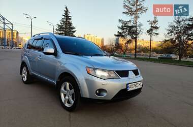 Внедорожник / Кроссовер Mitsubishi Outlander 2007 в 