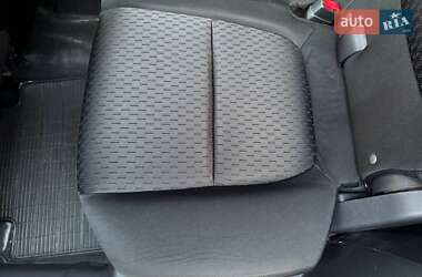 Внедорожник / Кроссовер Mitsubishi Outlander 2012 в 