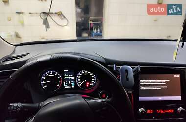 Позашляховик / Кросовер Mitsubishi Outlander 2021 в Кропивницькому
