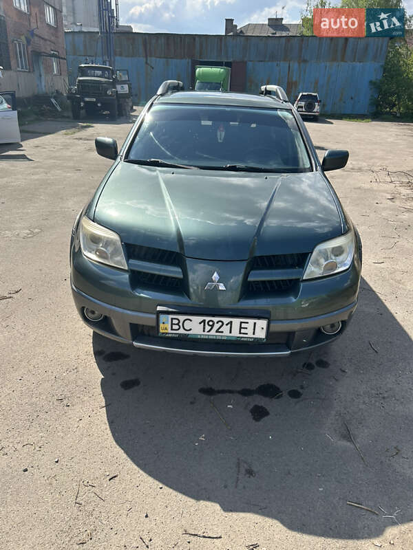 Позашляховик / Кросовер Mitsubishi Outlander 2006 в 