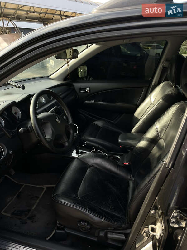 Внедорожник / Кроссовер Mitsubishi Outlander 2006 в Львове