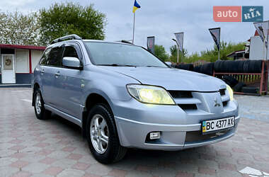 Внедорожник / Кроссовер Mitsubishi Outlander 2003 в 