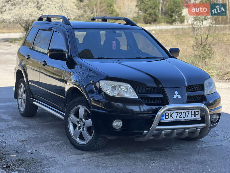 Внедорожник / Кроссовер Mitsubishi Outlander 2008 в 