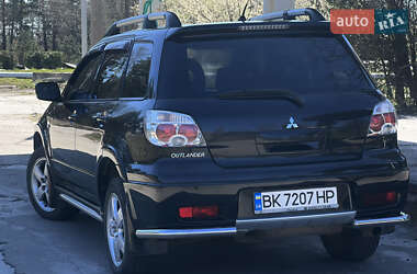 Внедорожник / Кроссовер Mitsubishi Outlander 2008 в 