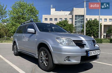 Внедорожник / Кроссовер Mitsubishi Outlander 2007 в 