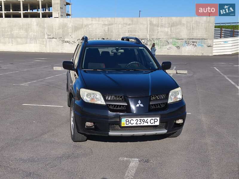Внедорожник / Кроссовер Mitsubishi Outlander 2006 в 