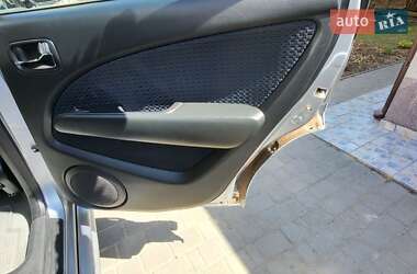 Позашляховик / Кросовер Mitsubishi Outlander 2007 в 