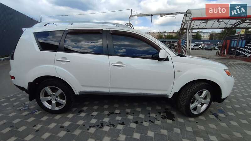 Внедорожник / Кроссовер Mitsubishi Outlander 2008 в Полтаве
