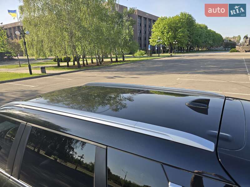 Позашляховик / Кросовер Mitsubishi Outlander 2023 в Кривому Розі