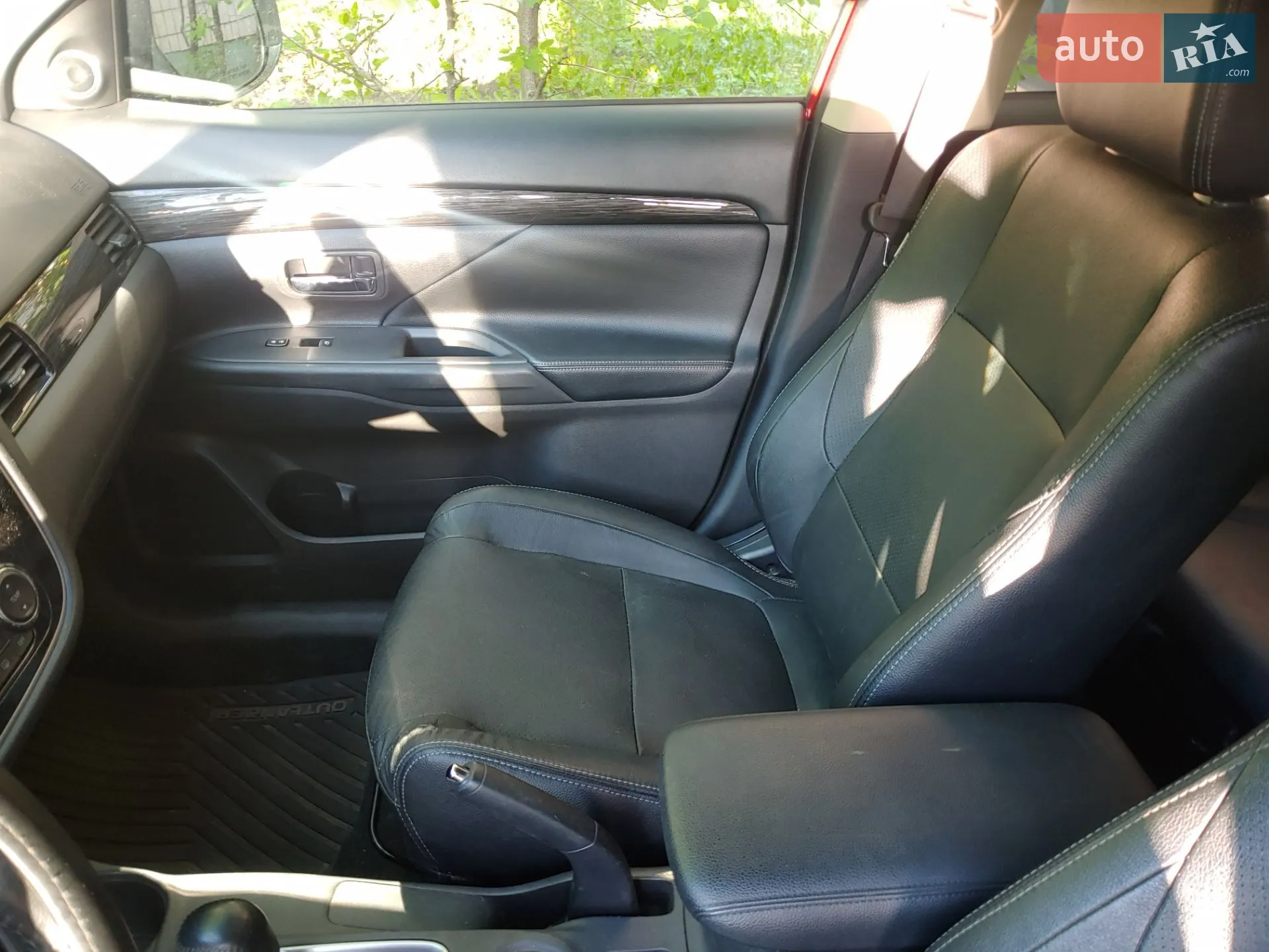 2015 Mitsubishi Outlander - мініатюра 8