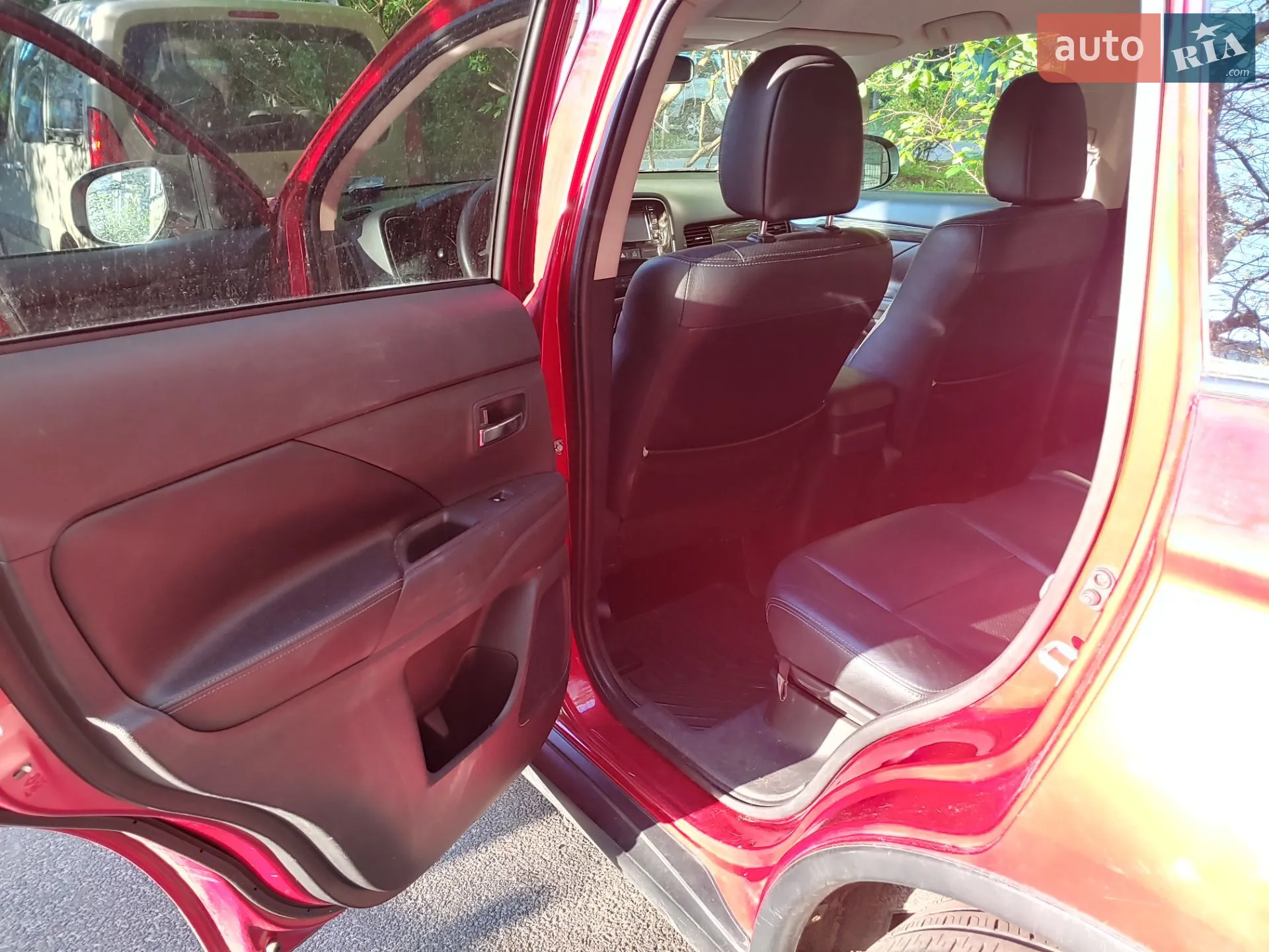 2015 Mitsubishi Outlander - мініатюра 11