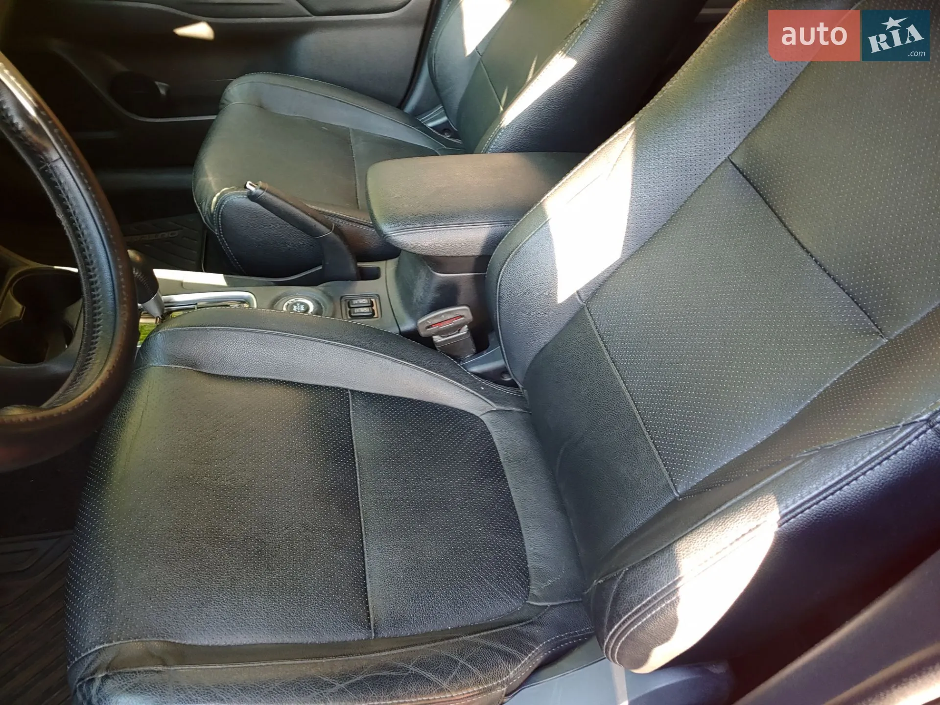 2015 Mitsubishi Outlander - мініатюра 9