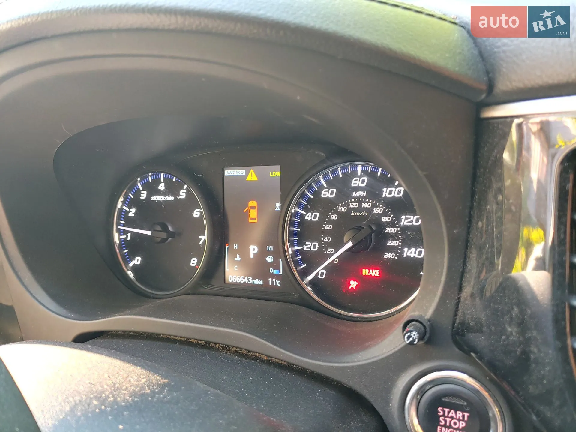2015 Mitsubishi Outlander - мініатюра 16