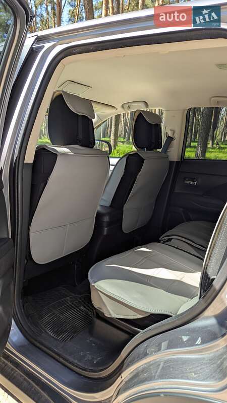 Позашляховик / Кросовер Mitsubishi Outlander 2018 в Чернігові