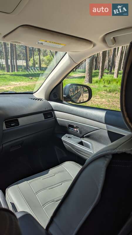 Позашляховик / Кросовер Mitsubishi Outlander 2018 в Чернігові