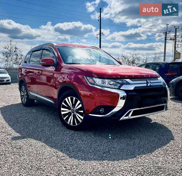 Mitsubishi Outlander 2018
