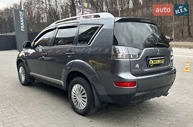 Позашляховик / Кросовер Mitsubishi Outlander 2008 в 