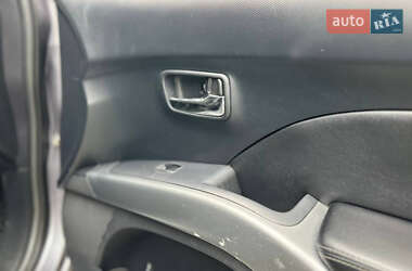 Позашляховик / Кросовер Mitsubishi Outlander 2008 в 