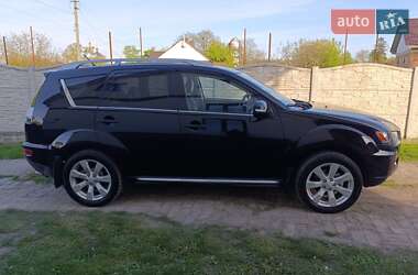 Позашляховик / Кросовер Mitsubishi Outlander 2010 в 